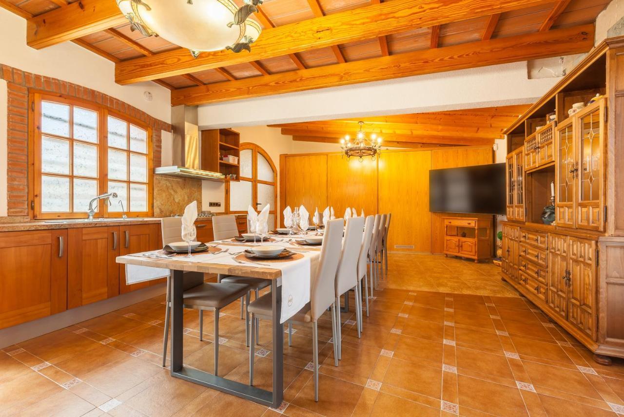 Vila Cal Ramon Con Piscina Rubí Exteriér fotografie