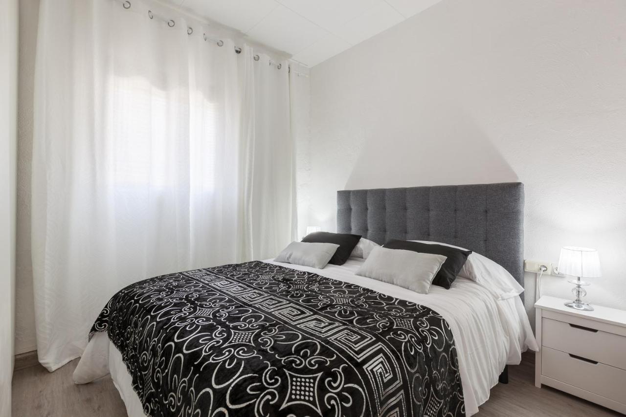 Vila Cal Ramon Con Piscina Rubí Exteriér fotografie