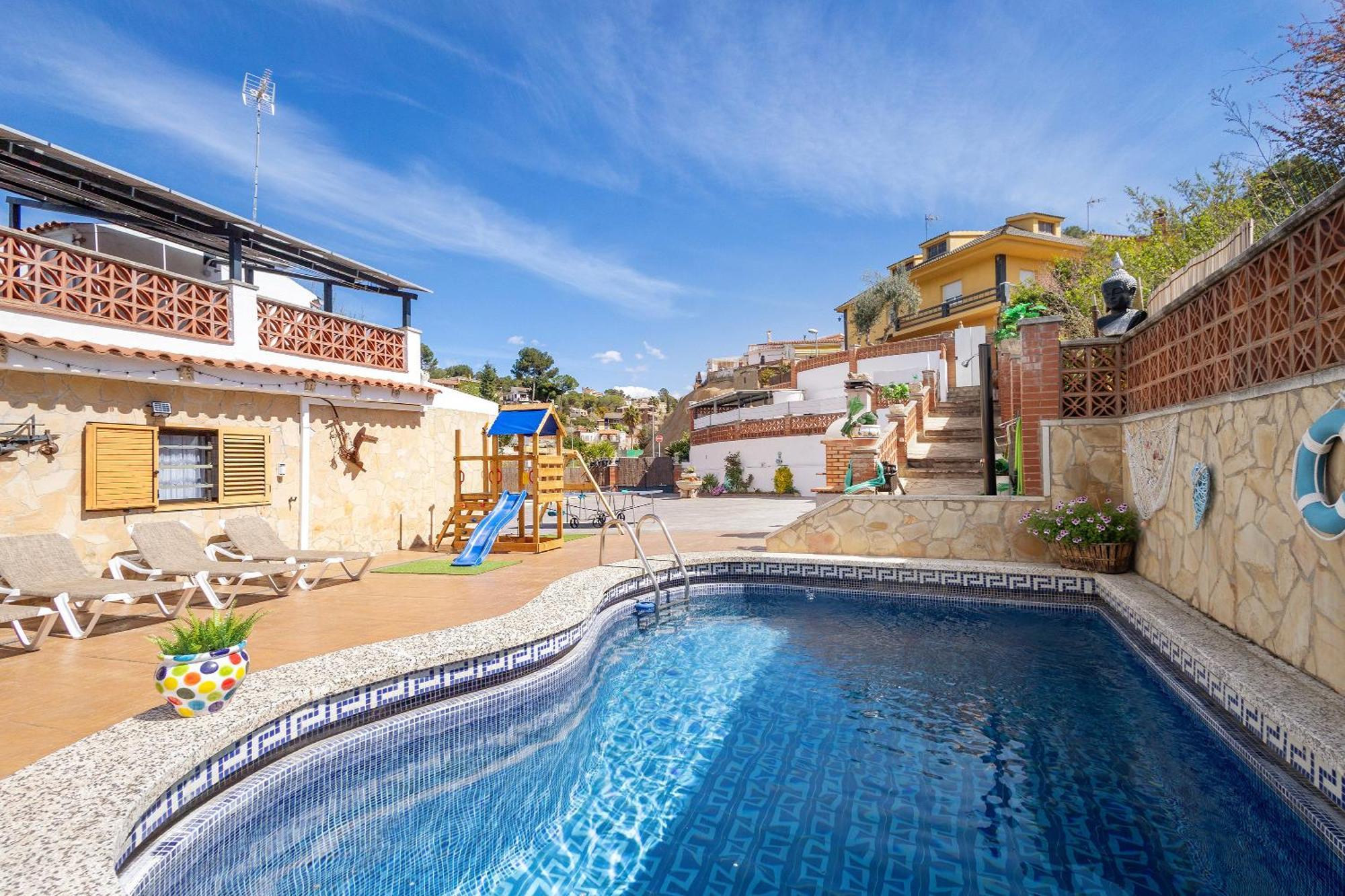 Vila Cal Ramon Con Piscina Rubí Exteriér fotografie